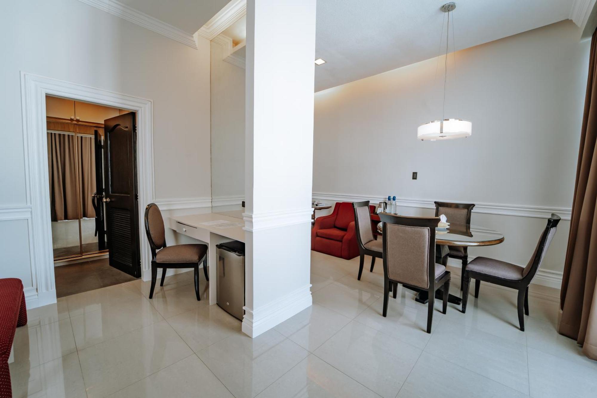 MetroCentre Hotel Tagbilaran Extérieur photo